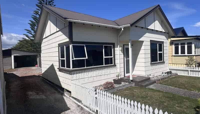 78 Bealey Street, Hokitika