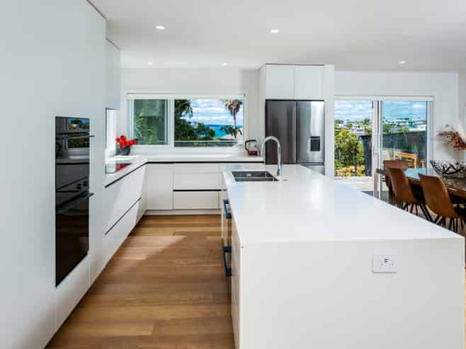4/92 Churchill Road, Murrays Bay