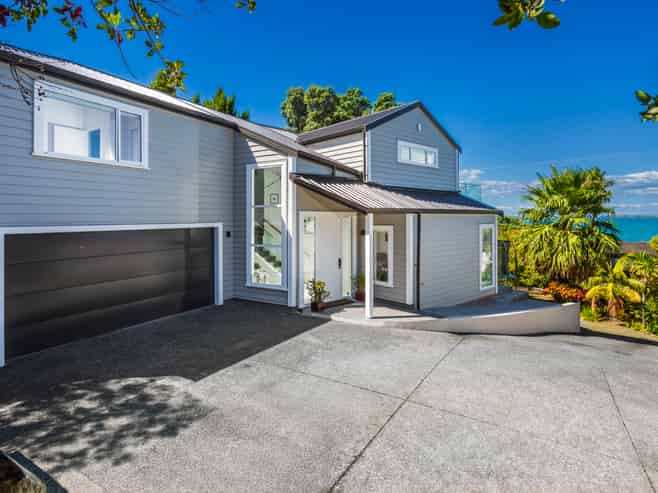 4/92 Churchill Road, Murrays Bay