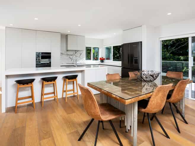 4/92 Churchill Road, Murrays Bay