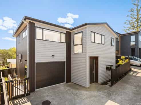 24C Canberra Avenue, Lynfield