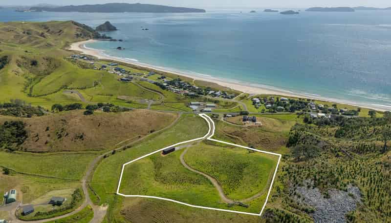 838 Black Jack Road, Opito Bay