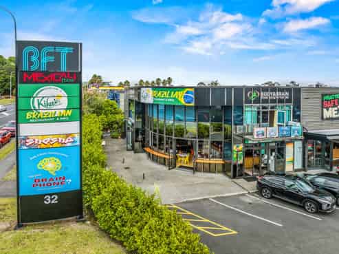 PRIME DUAL INVESTMENT OPPORTUNITY IN ROSEDALE
