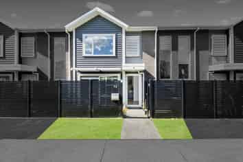 72 Karepiro Drive, Stanmore Bay