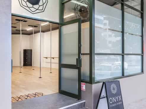 CBD Investment! Established tenant - 5 year lease