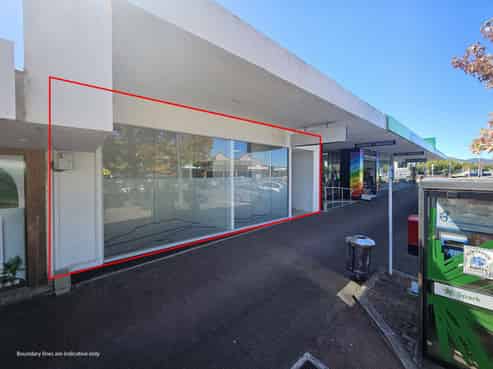 Service provider or retail space