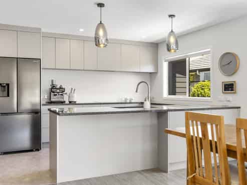 5 Royal Coachman Drive, Nukuhau