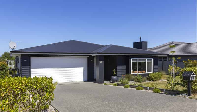 5 Royal Coachman Drive, Nukuhau