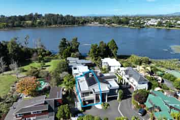 138 Lake Crescent, Hamilton Lake