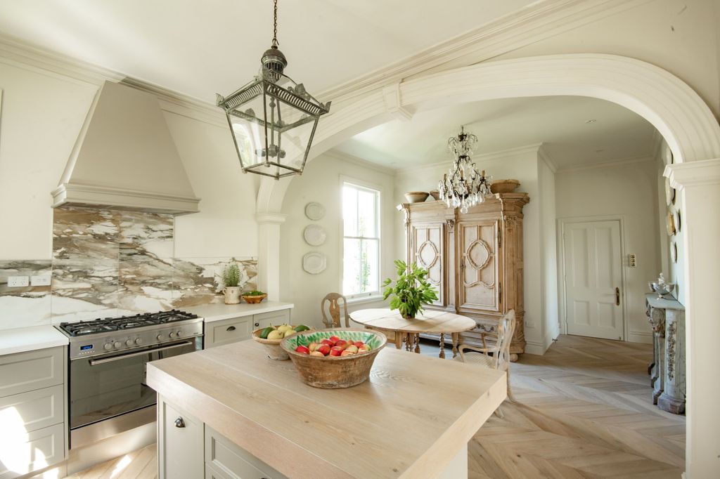 Old world beauty with modern luxury 5