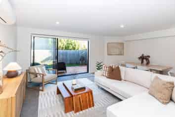 3/133 Blighs Road, Strowan