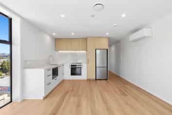 407/71 Haven Road, Nelson