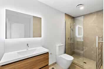 203/71 Haven Road, Nelson