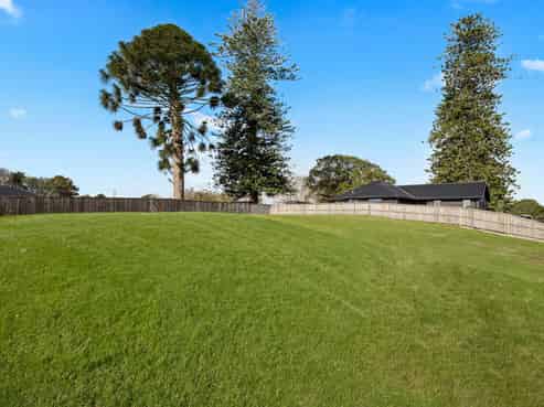 6 Te Rau Way, Clevedon