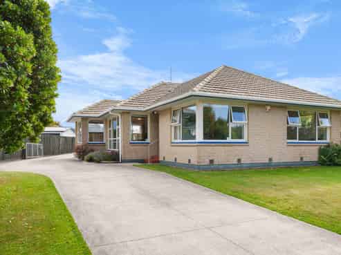 28 Charles Upham Avenue, Hillmorton