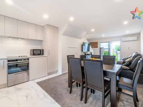 4/322 Oxford Terrace, Avalon