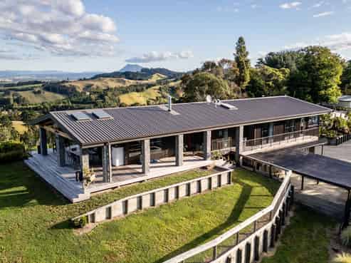 541 Manawahe Road, Manawahe