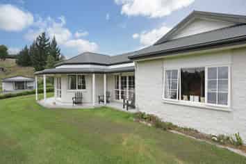 Manawatu / Whanganui - Address withheld