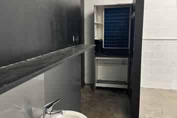 For Lease: Retail Space in Woodend