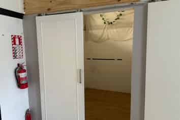 For Lease: Retail Space in Woodend