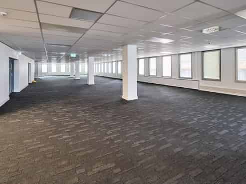 Office Occupier Opportunity with Scale