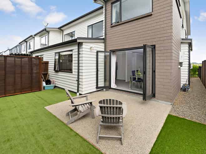 77 Andrew Jack Road, Millwater