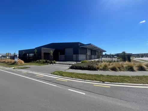 High Profile Warehouse on Prominent Corner