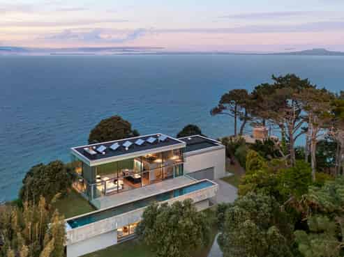 76 Cliff Road, Torbay