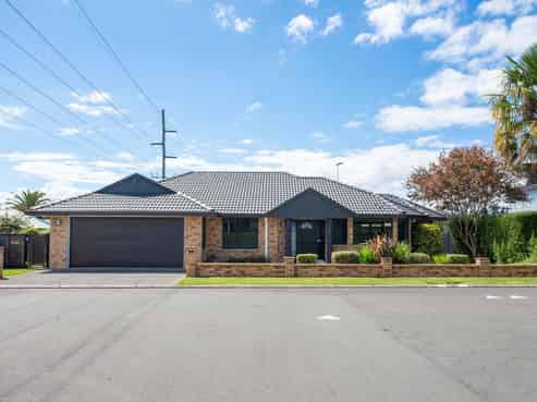 42A Carter Drive, Westbrook