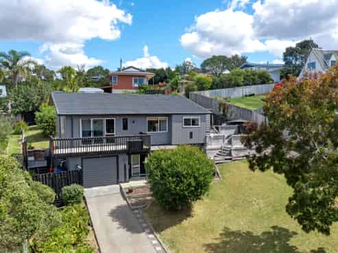 6 Hatfield Heights, Hatfields Beach