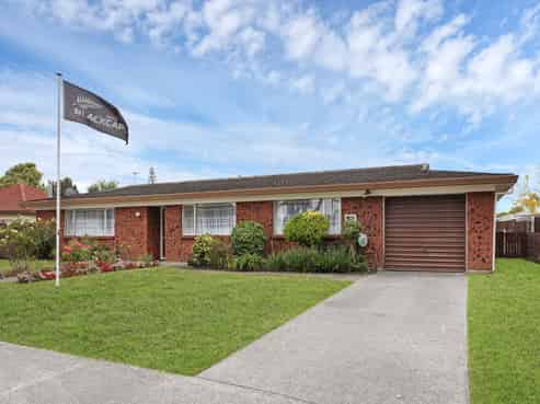 5 Kirrama Place, Conifer Grove
