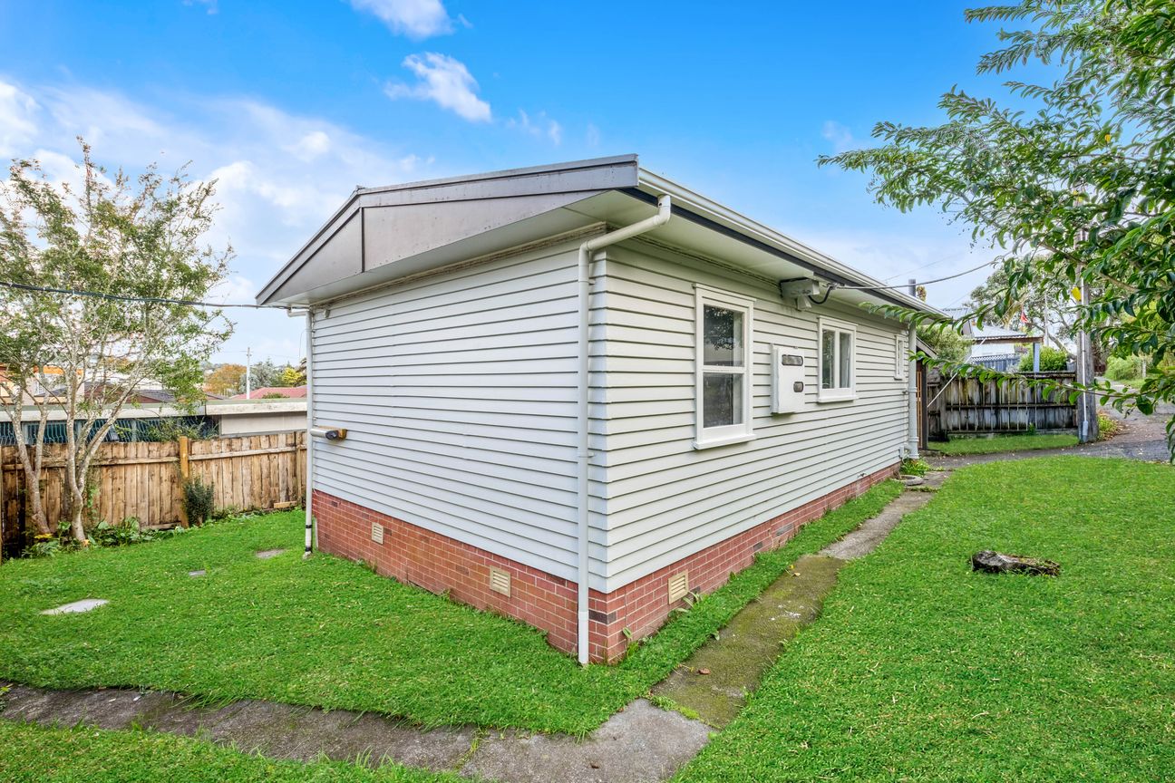 Urgent Sale -  MAKE AN OFFER. - Vista 2