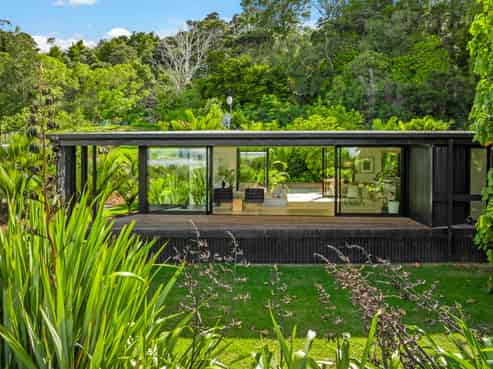 34 Laika Avenue, Ti Point