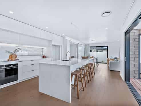49 Stace Hopper Drive, One Tree Point