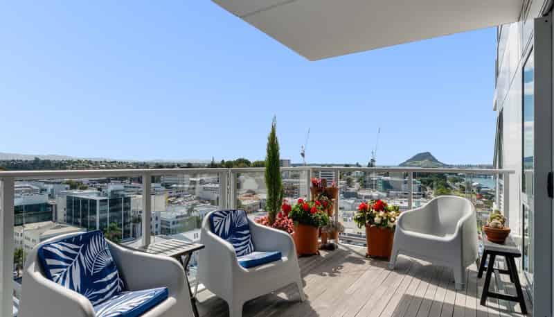 1501/72 Devonport Road, Tauranga