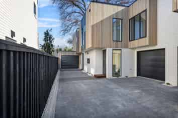 49C Browns Road, Merivale
