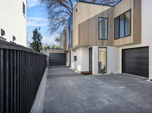 49C Browns Road, Saint Albans