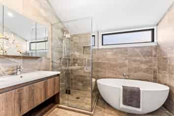 8/98 - 100 Walker Road, Point Chevalier