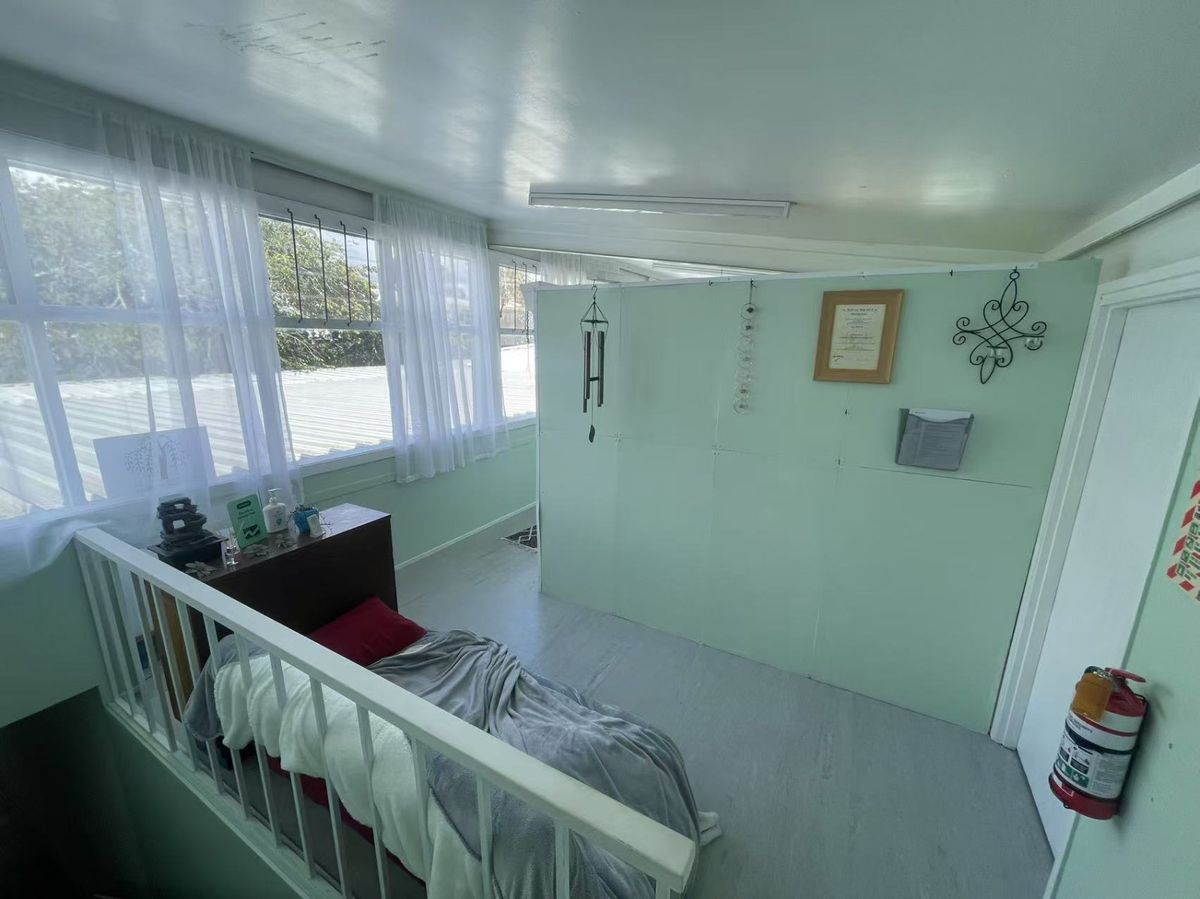 Affordable Clinic/Office opportunity