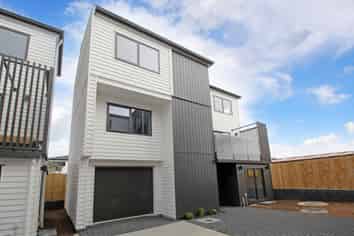 58E Friesian Drive, Mangere