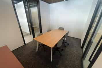 Prime Retail/Ground floor office in Northcote