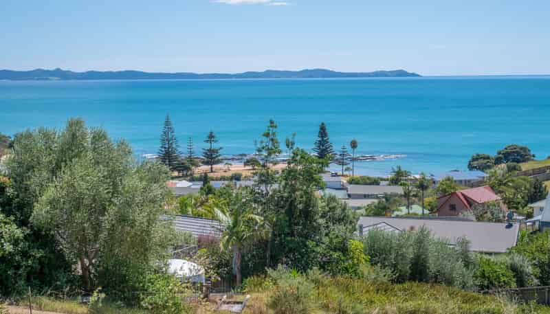 35 Dudley Crescent, Cable Bay