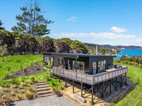 9 Elizabeth Point Road, Kawau Island