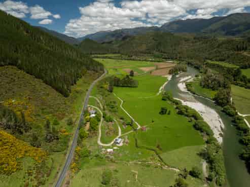 2154 Shenandoah Highway, Murchison