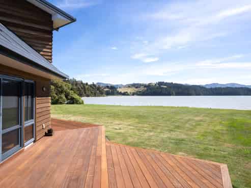 485 Marine Drive, Charteris Bay