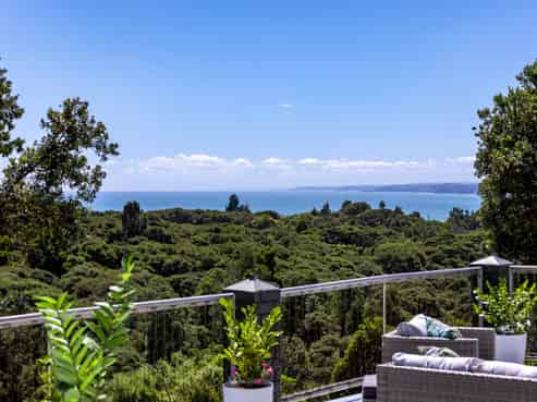 90 Upper Wainui Road, Raglan