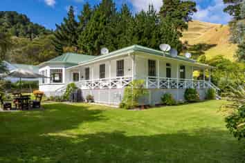 5497 Croisilles-French Pass Road, French Pass