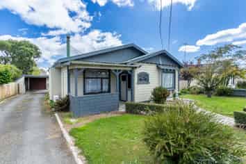 210 Union Street, Milton