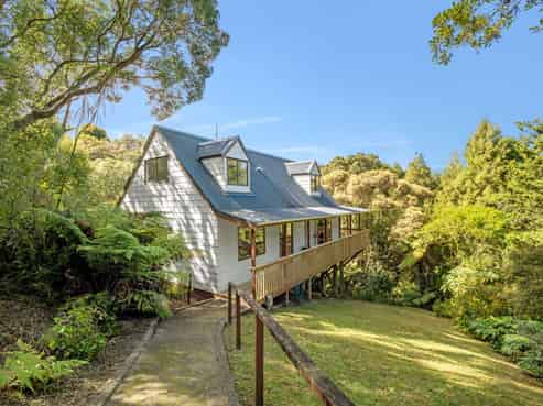 37 Panorama Drive, Parahaki