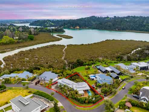 21 Schopolo Place, Schnapper Rock